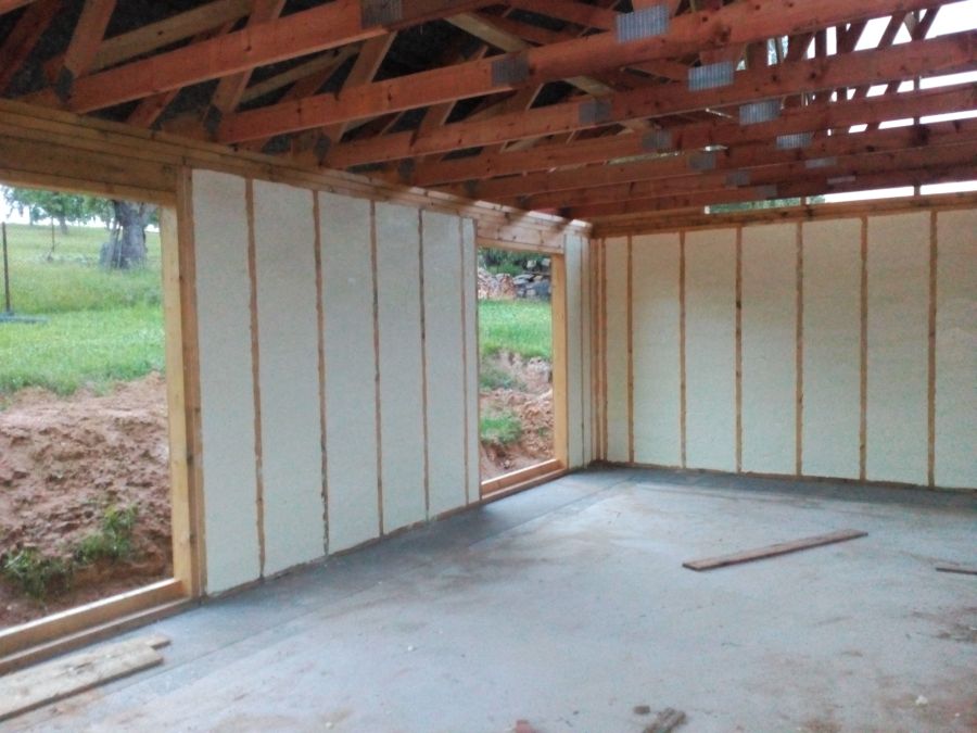 Zateplení stěn kanadskou izolací Icynene