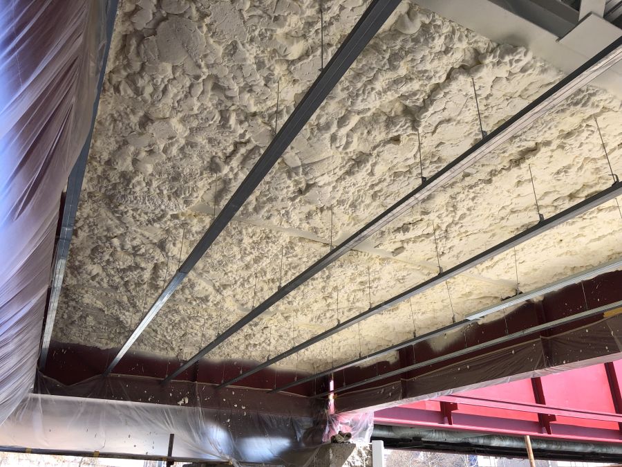 Zatepleni podlahy izolací Icynene na Náplavce v Plzni