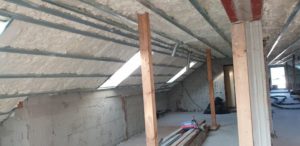 Zateplení podkroví bytového domu v Klatovech