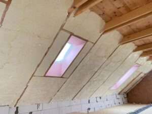 Zateplení podkroví v obci Lahuť