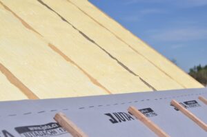 Nadkrokevní zateplení v obci Studénka